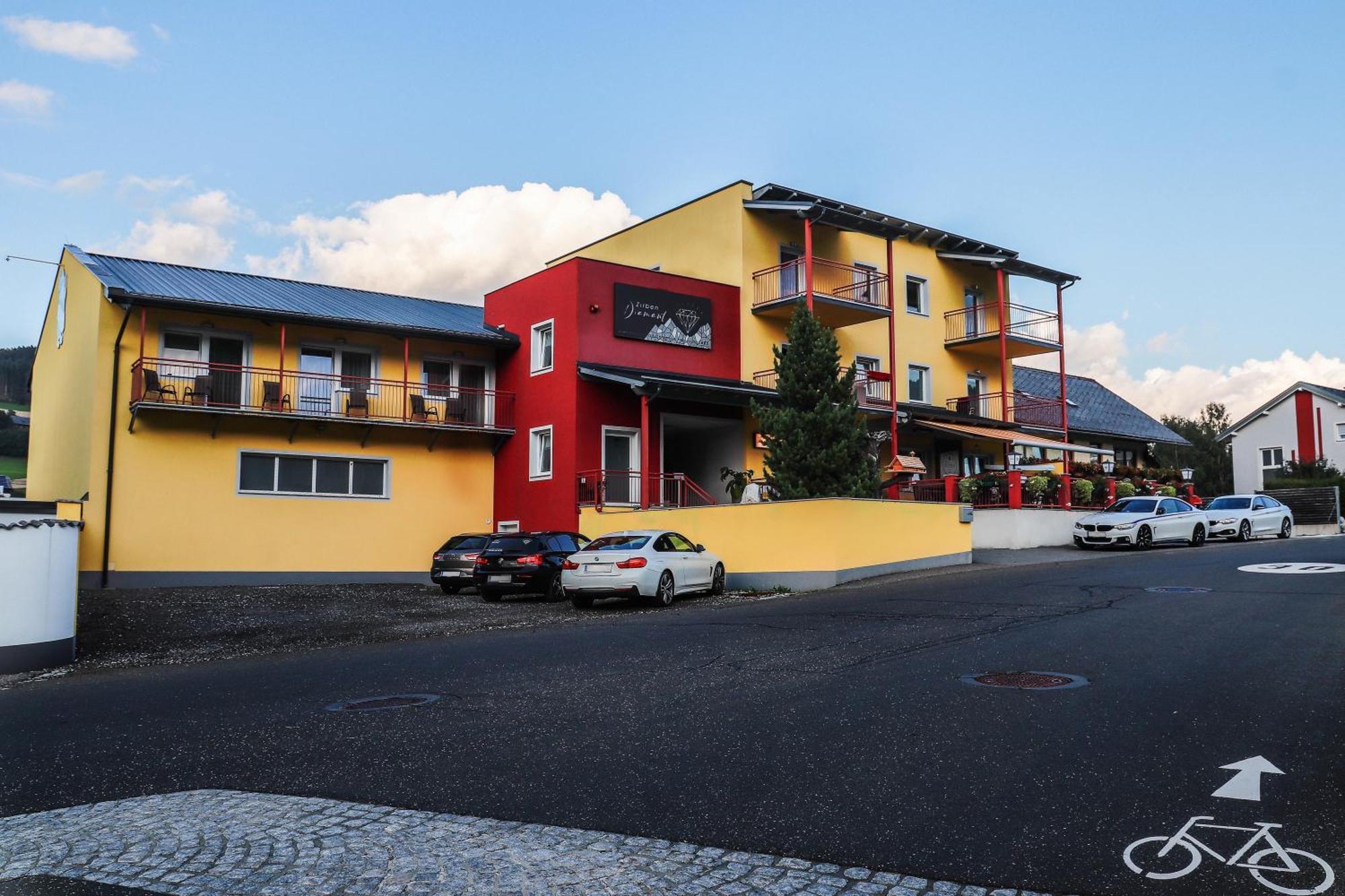 Zirben Diamant Rooms & Dogs Obdach Buitenkant foto